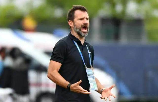 海港发布官方公告:莱科下课 奚志康任代理主教练