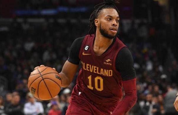 开云APP下载-开局冲刺后遭遇四连败 骑士究竟是强壮还是虚胖?